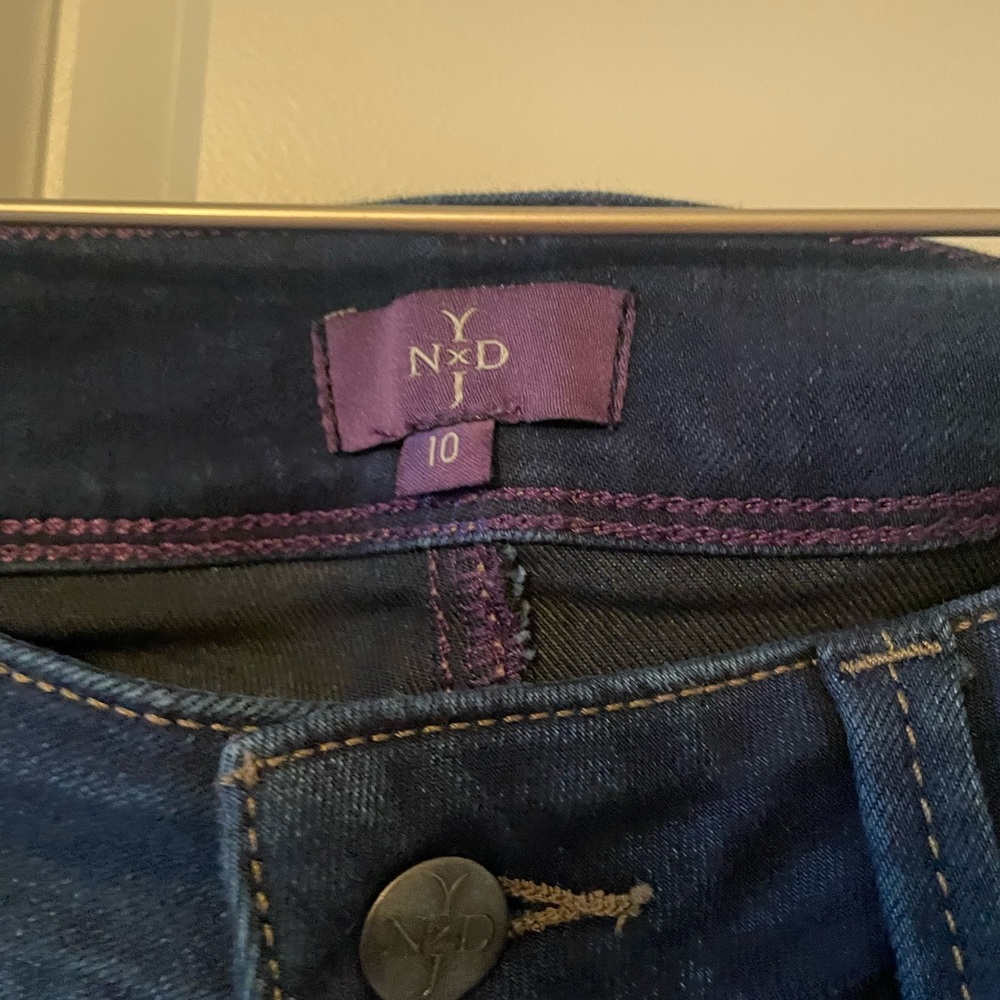 NYDJ Blue Jeans with Contrasting Stitching